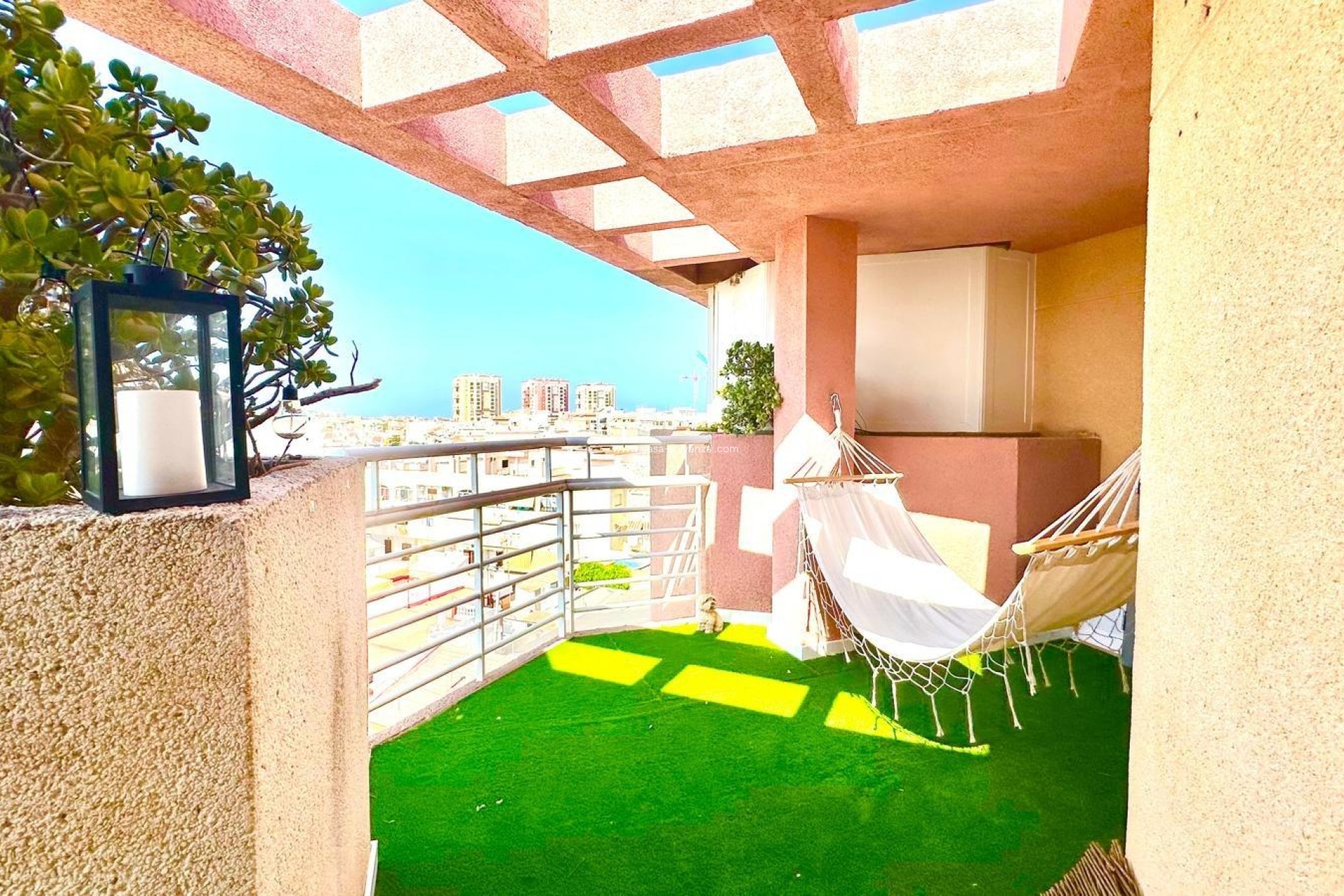 Resale - Apartment / flat - Torrevieja - Center