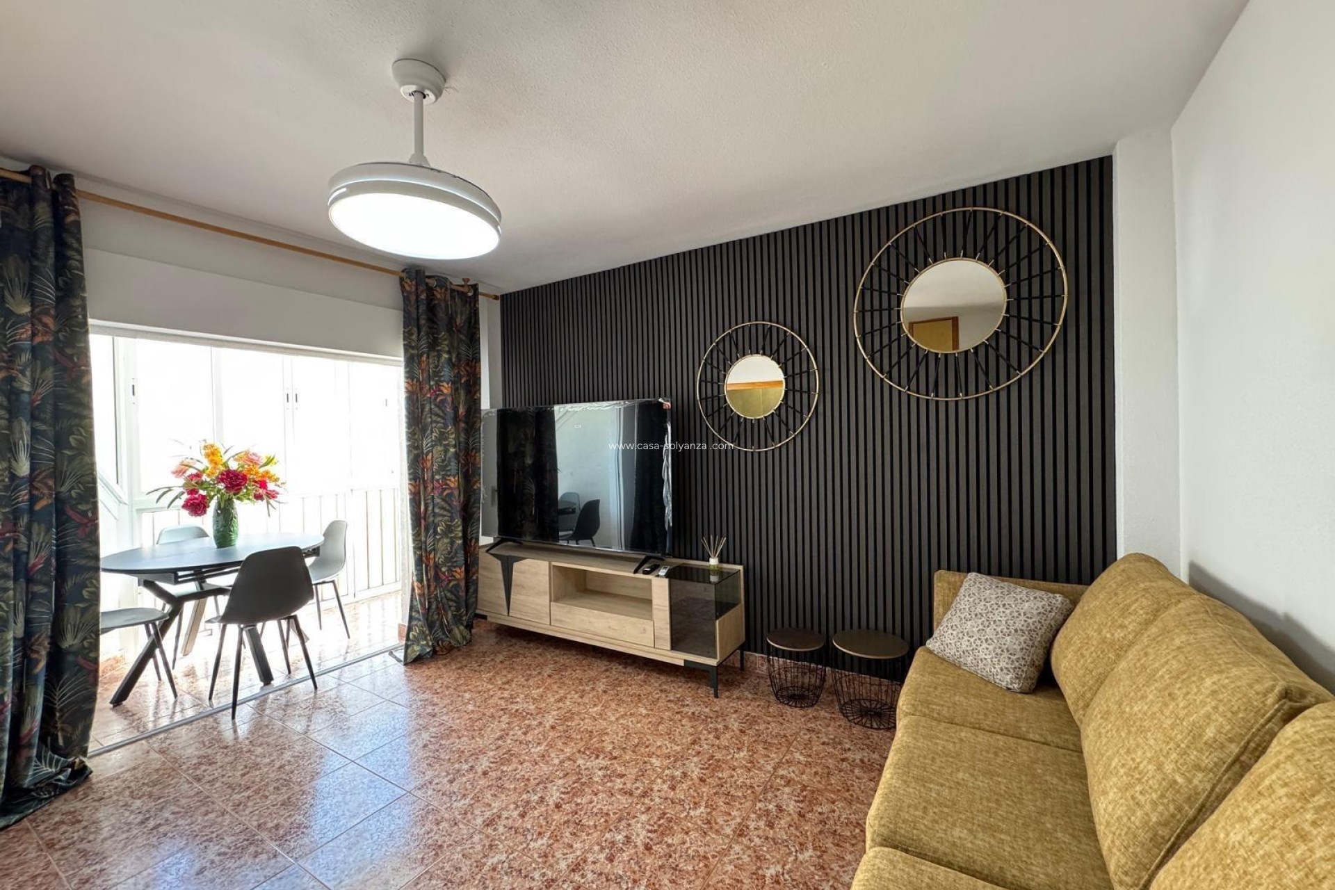 Resale - Apartment / flat - Torrevieja - Center