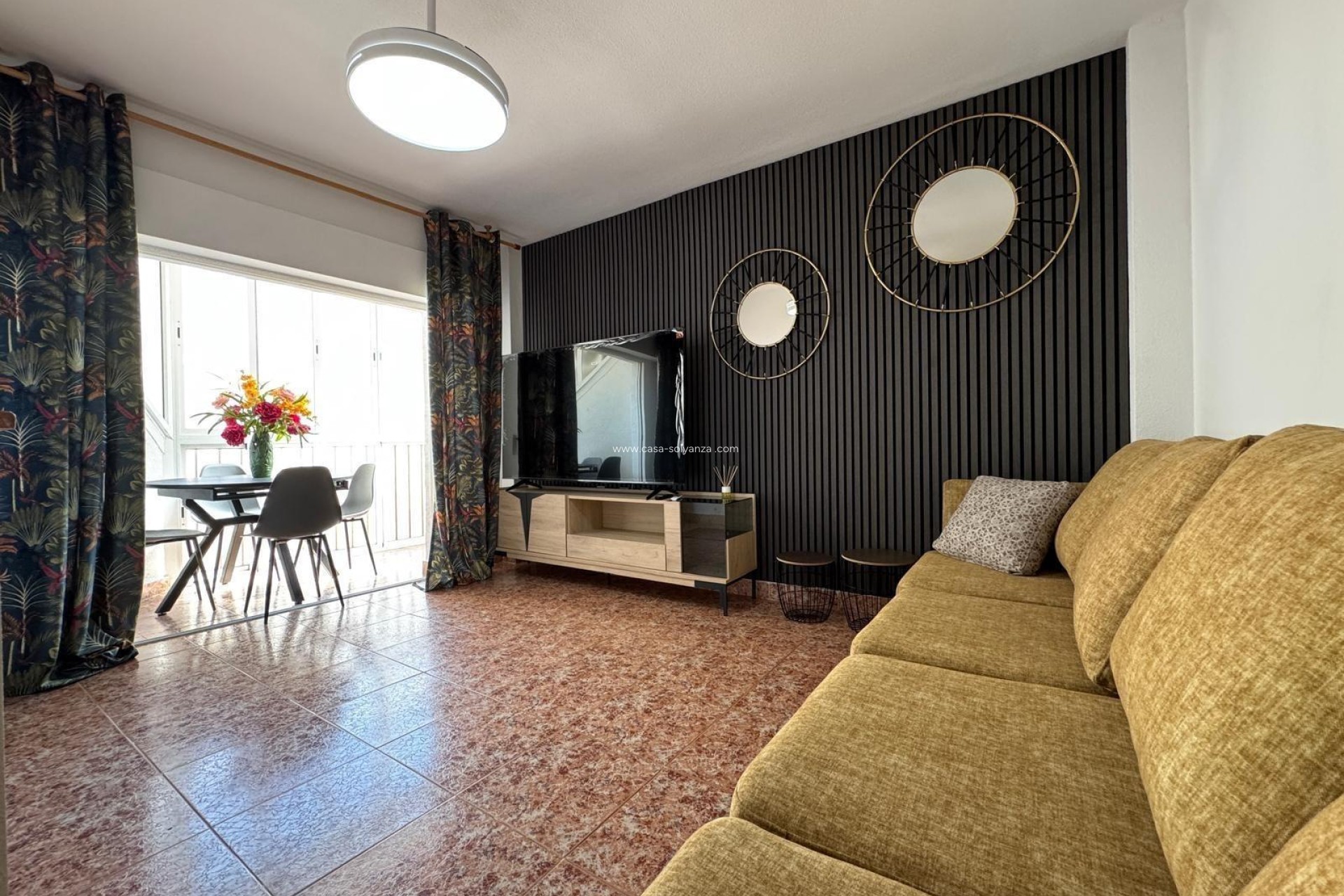 Resale - Apartment / flat - Torrevieja - Center