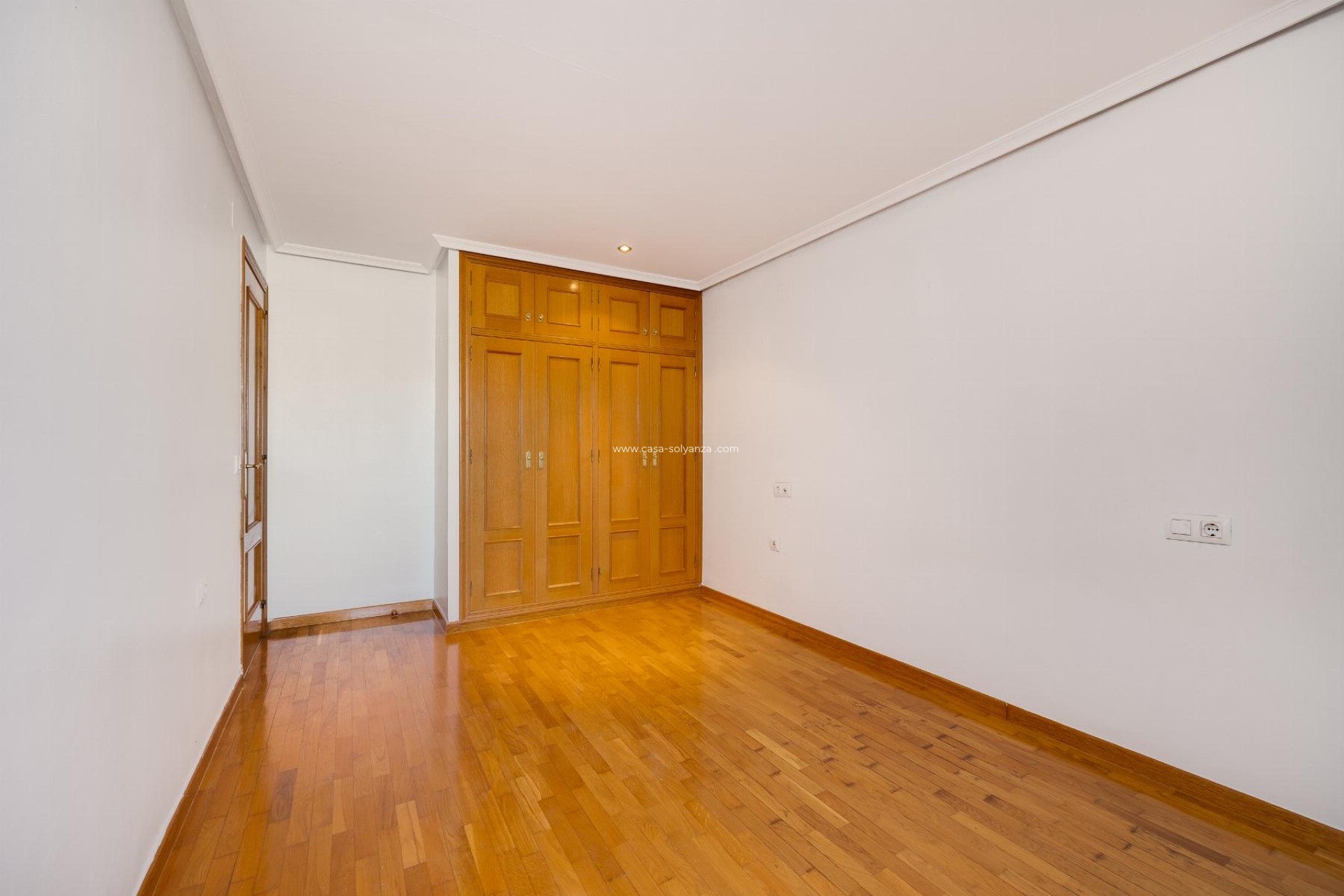 Resale - Apartment / flat - Torrevieja - Center