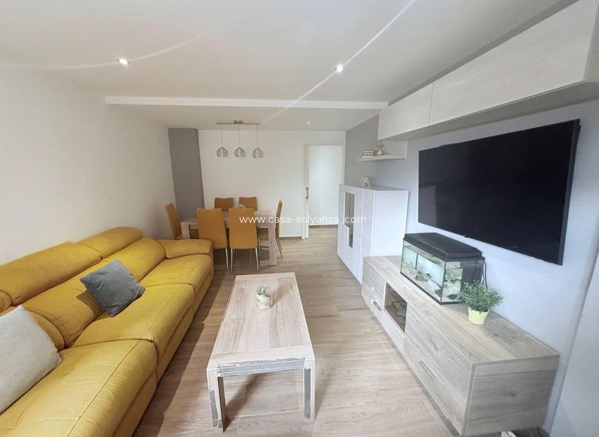 Resale - Apartment / flat - Torrevieja - Center