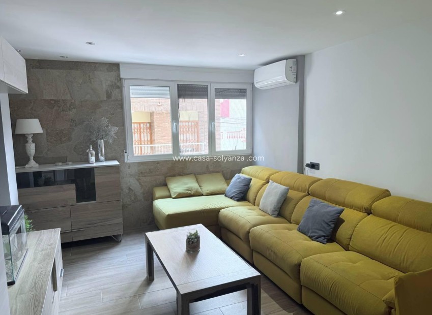 Resale - Apartment / flat - Torrevieja - Center