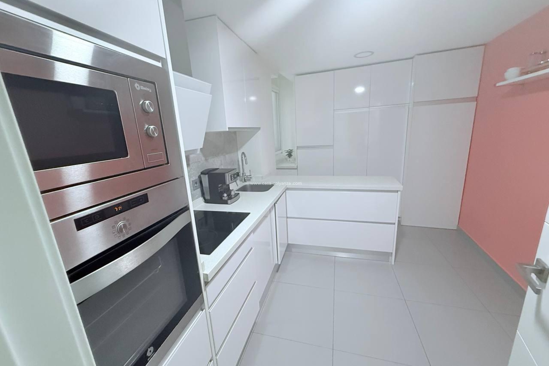 Resale - Apartment / flat - Torrevieja - Center