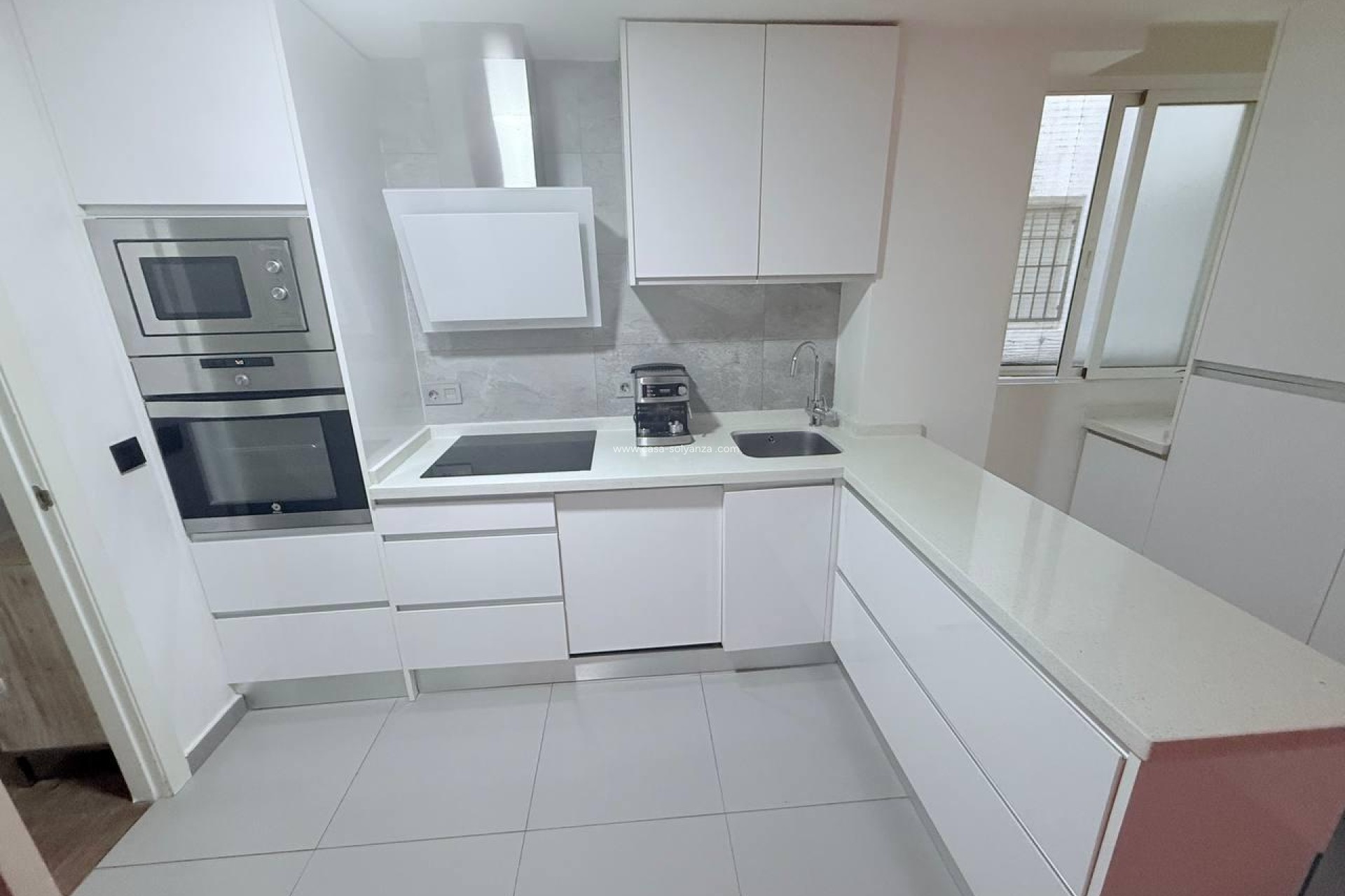 Resale - Apartment / flat - Torrevieja - Center