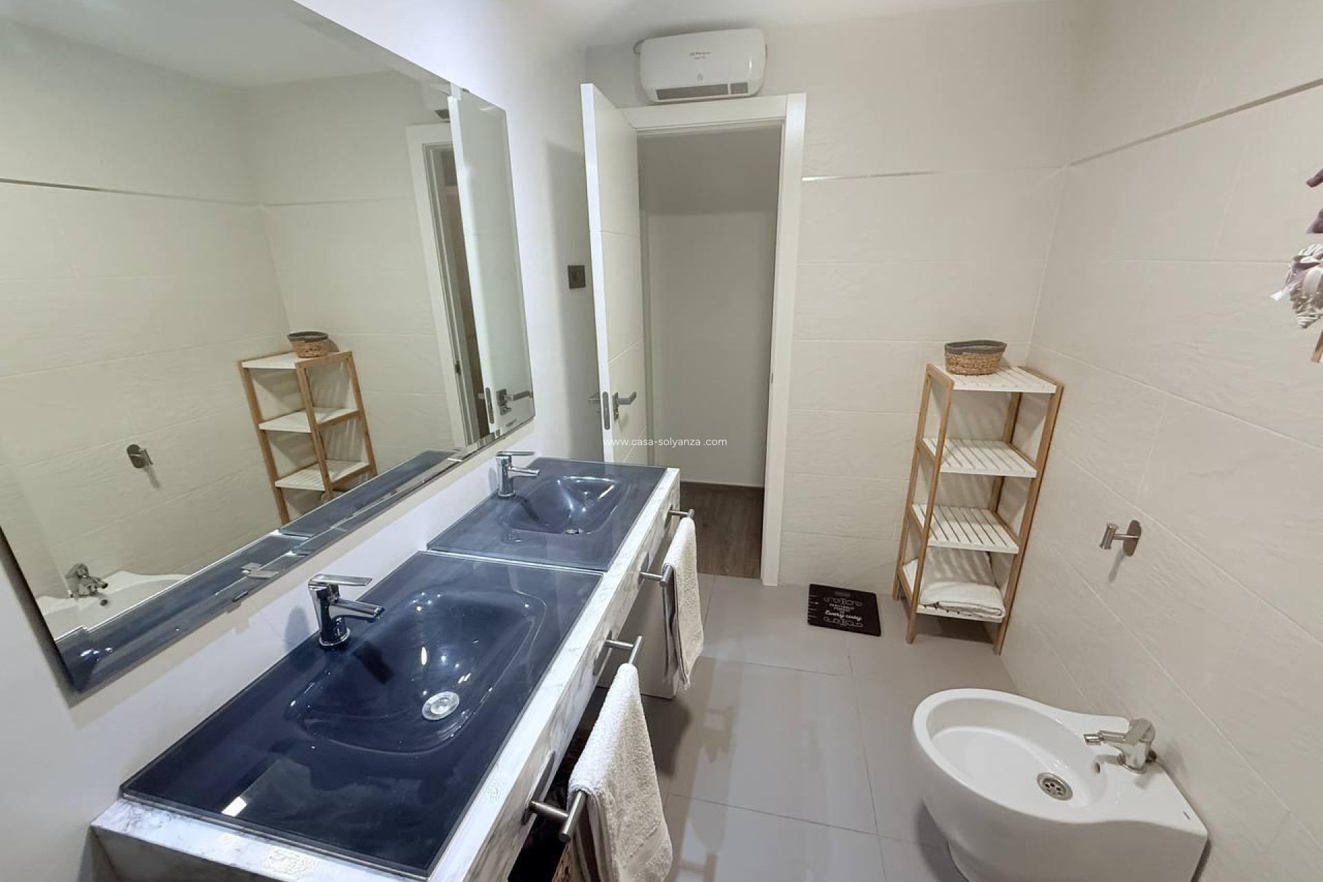 Resale - Apartment / flat - Torrevieja - Center