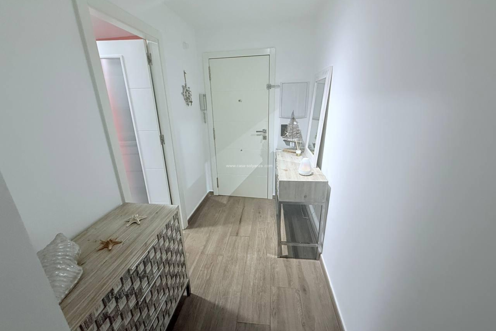 Resale - Apartment / flat - Torrevieja - Center