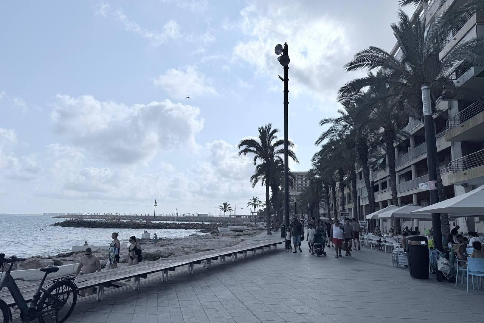 Resale - Apartment / flat - Torrevieja - Center