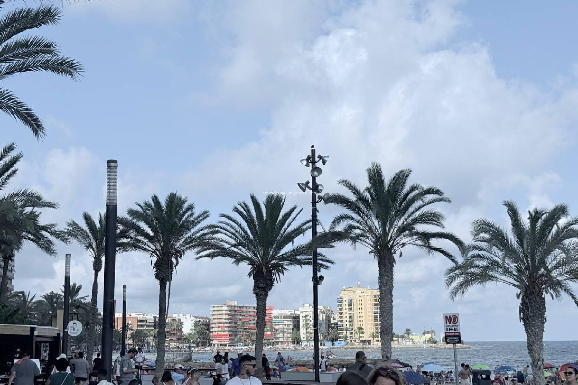 Resale - Apartment / flat - Torrevieja - Center