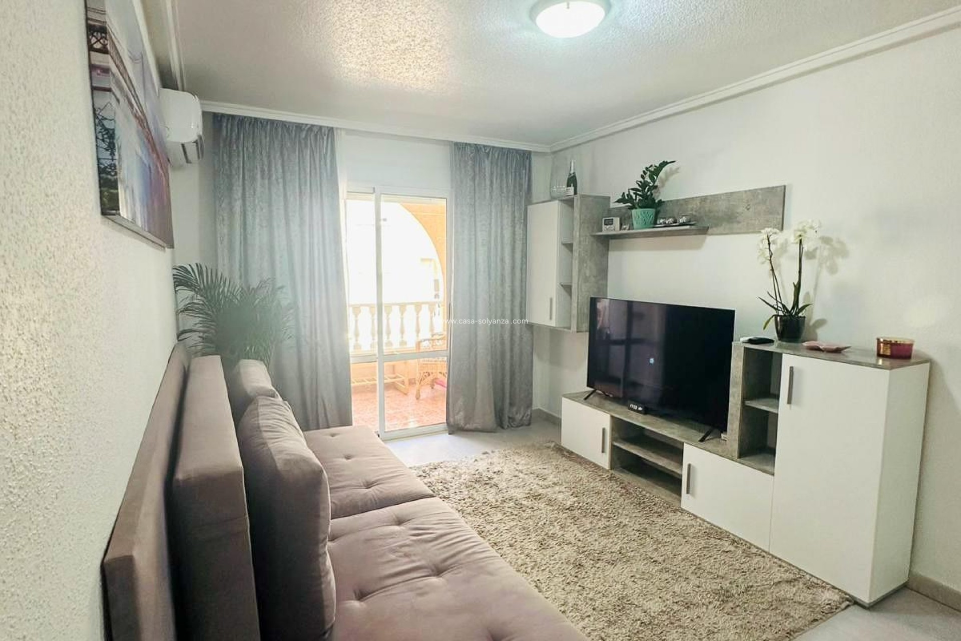 Resale - Apartment / flat - Torrevieja - Center
