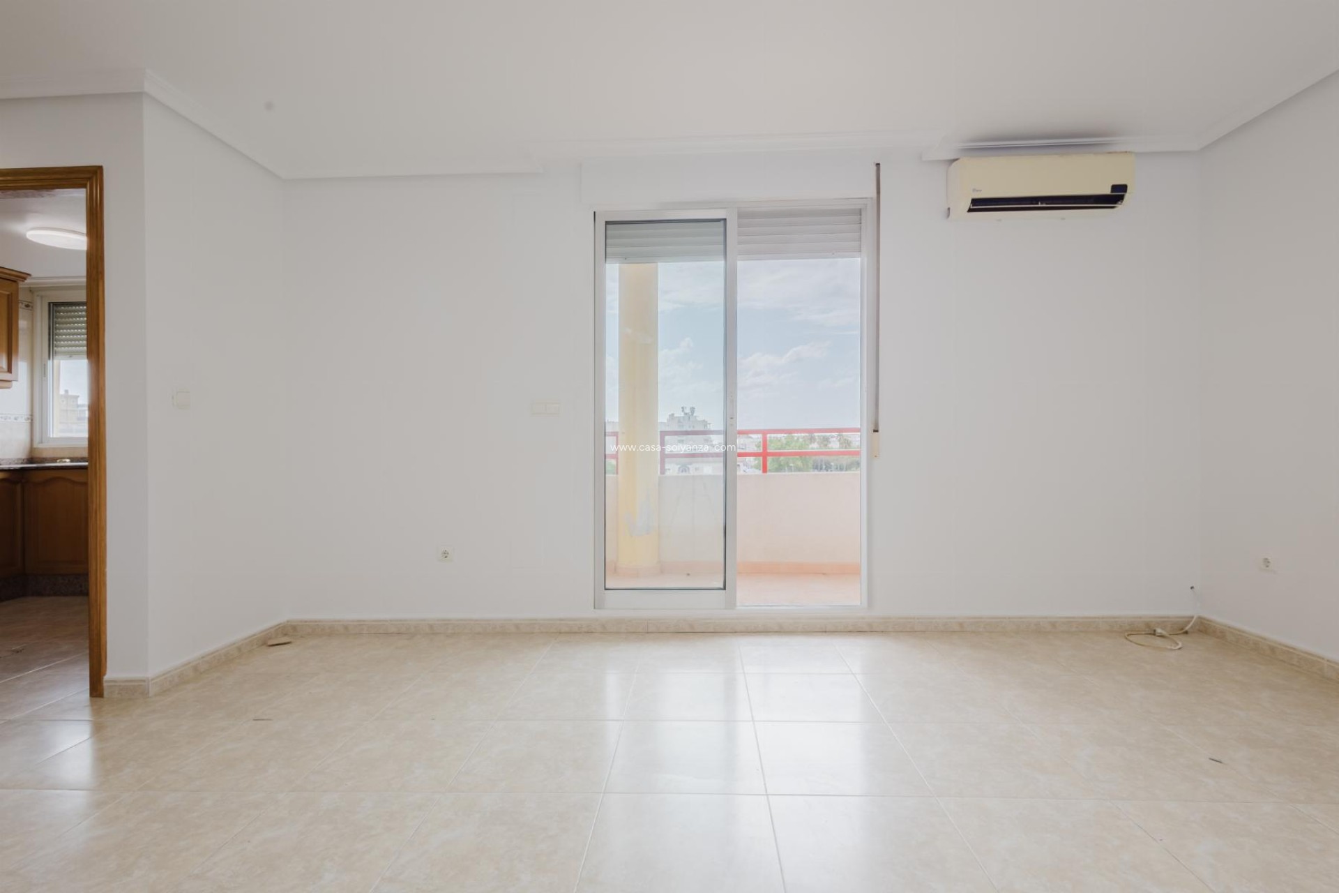 Resale - Apartment / flat - Torrevieja - Center