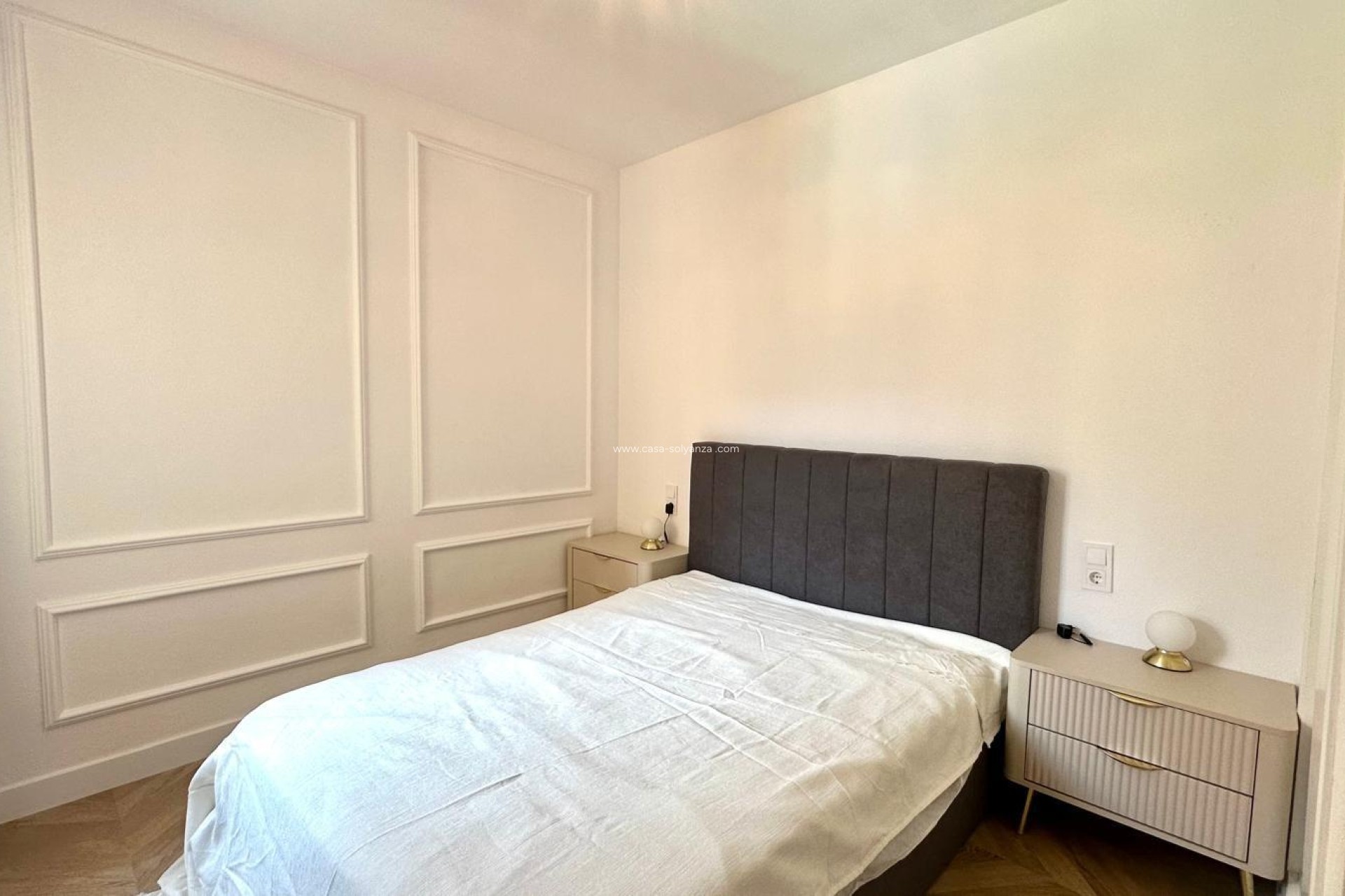 Resale - Apartment / flat - Torrevieja - Center