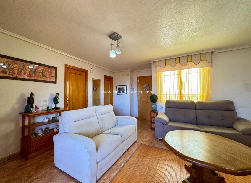 Resale - Apartment / flat - Torrevieja - Center