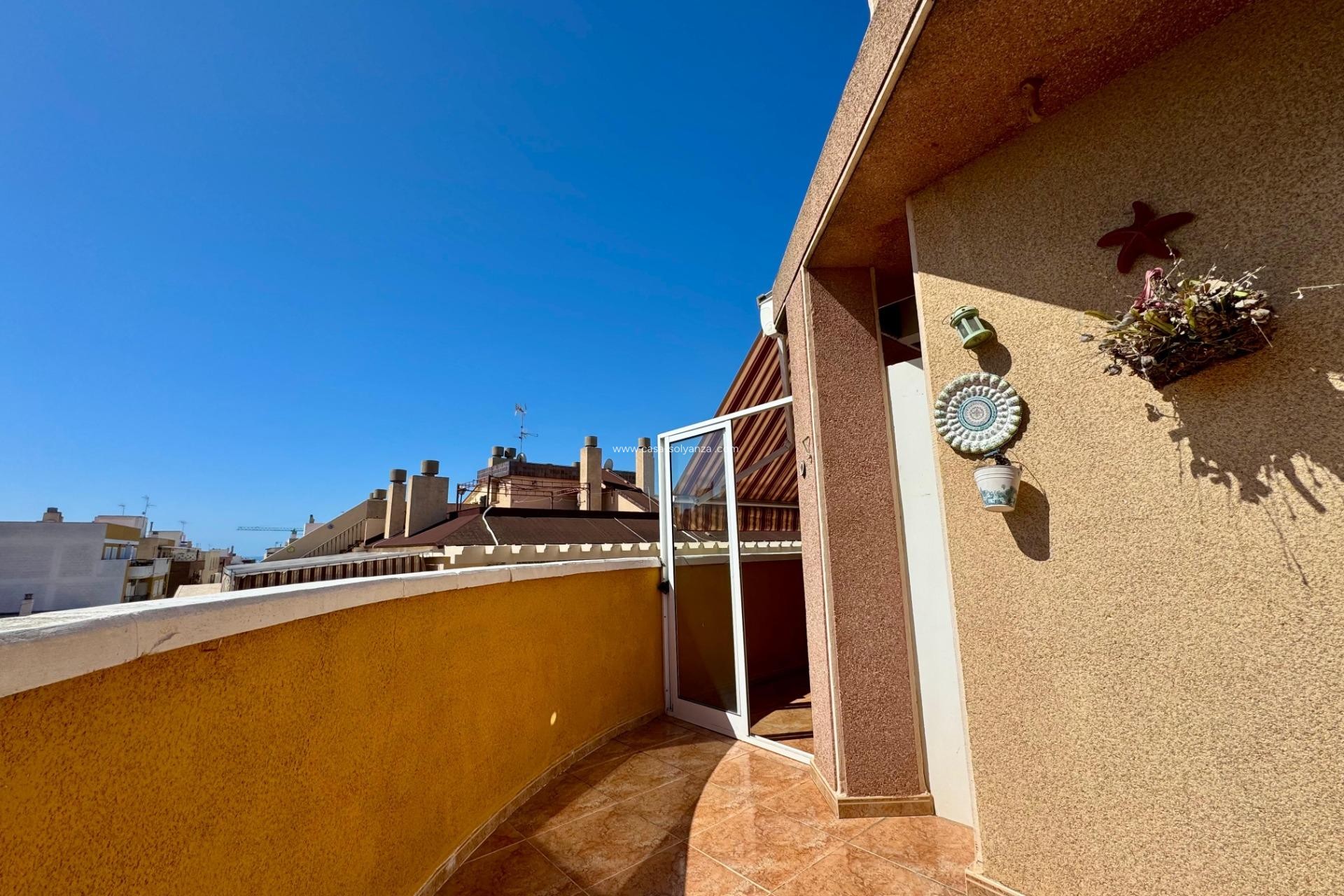 Resale - Apartment / flat - Torrevieja - Center