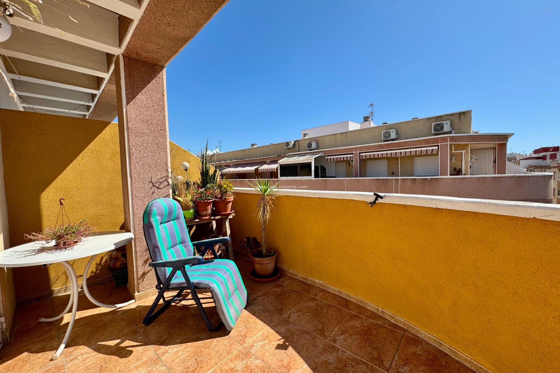 Resale - Apartment / flat - Torrevieja - Center