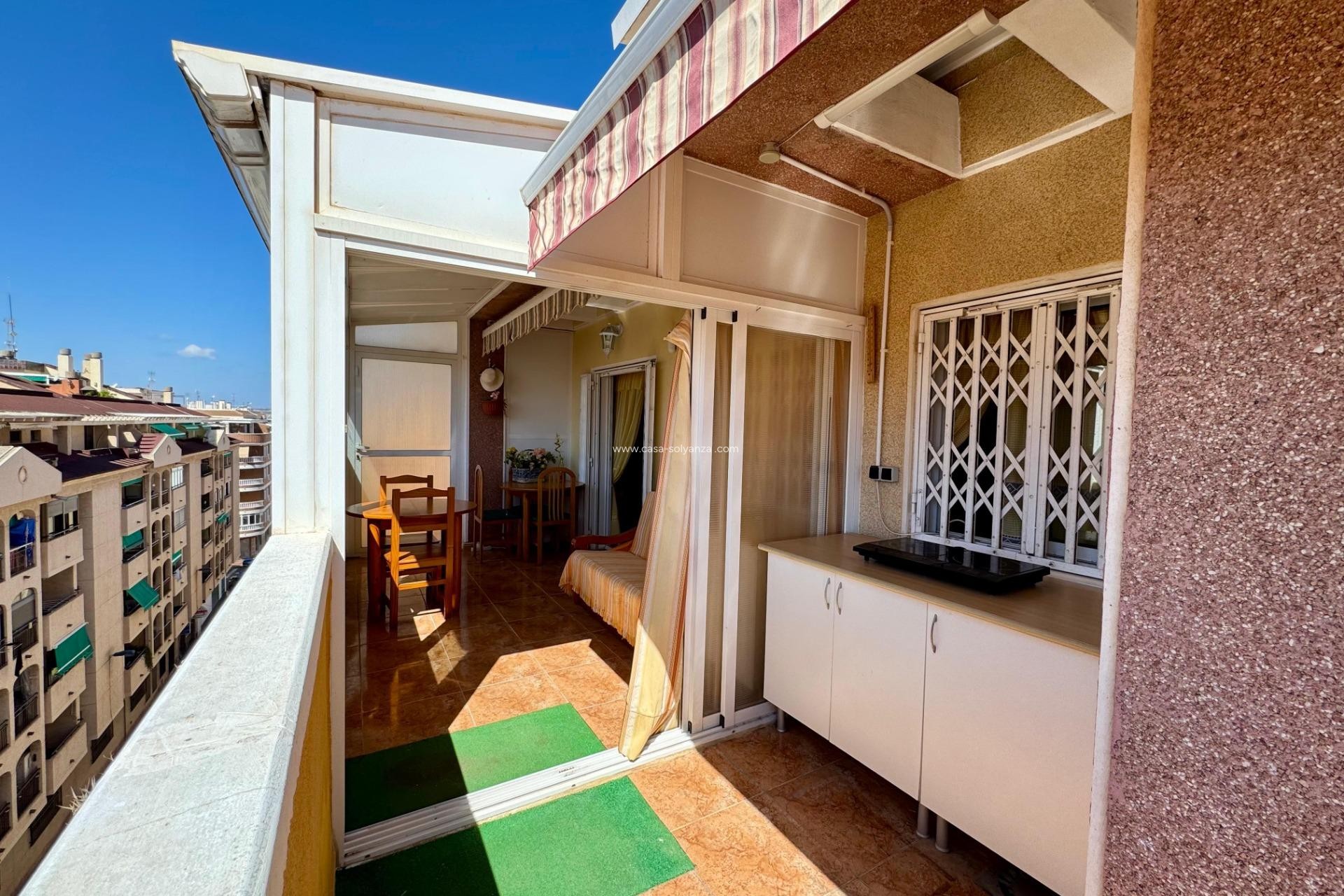 Resale - Apartment / flat - Torrevieja - Center
