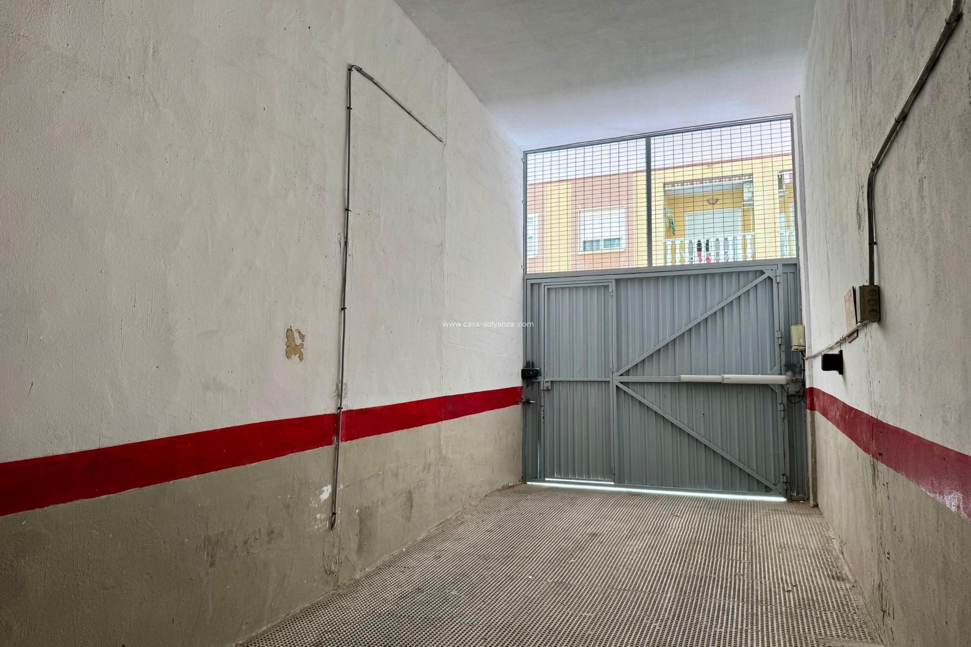Resale - Apartment / flat - Torrevieja - Center