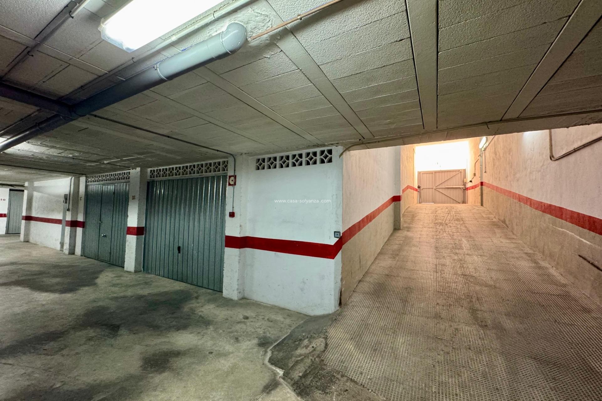 Resale - Apartment / flat - Torrevieja - Center