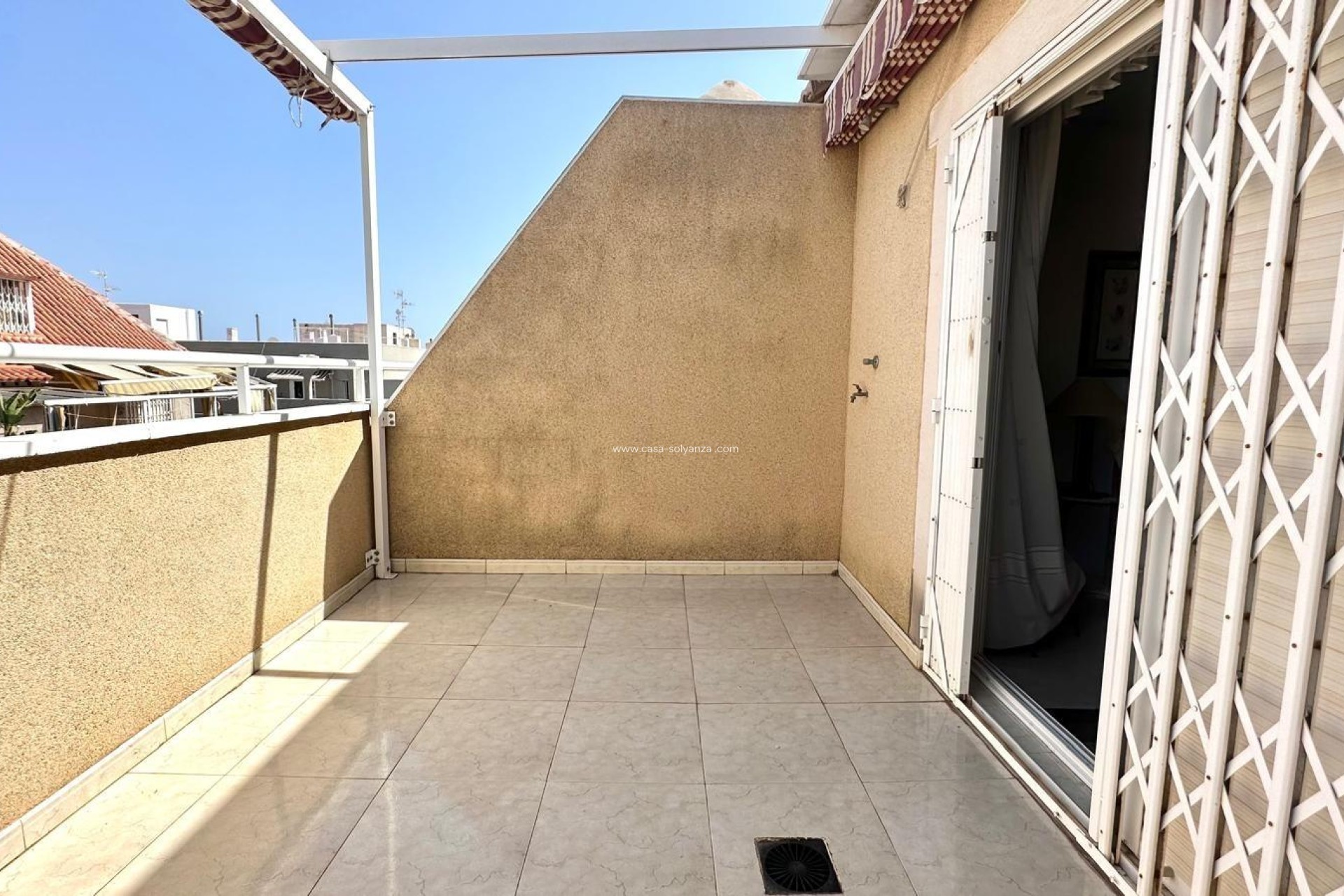 Resale - Apartment / flat - Torrevieja - Center