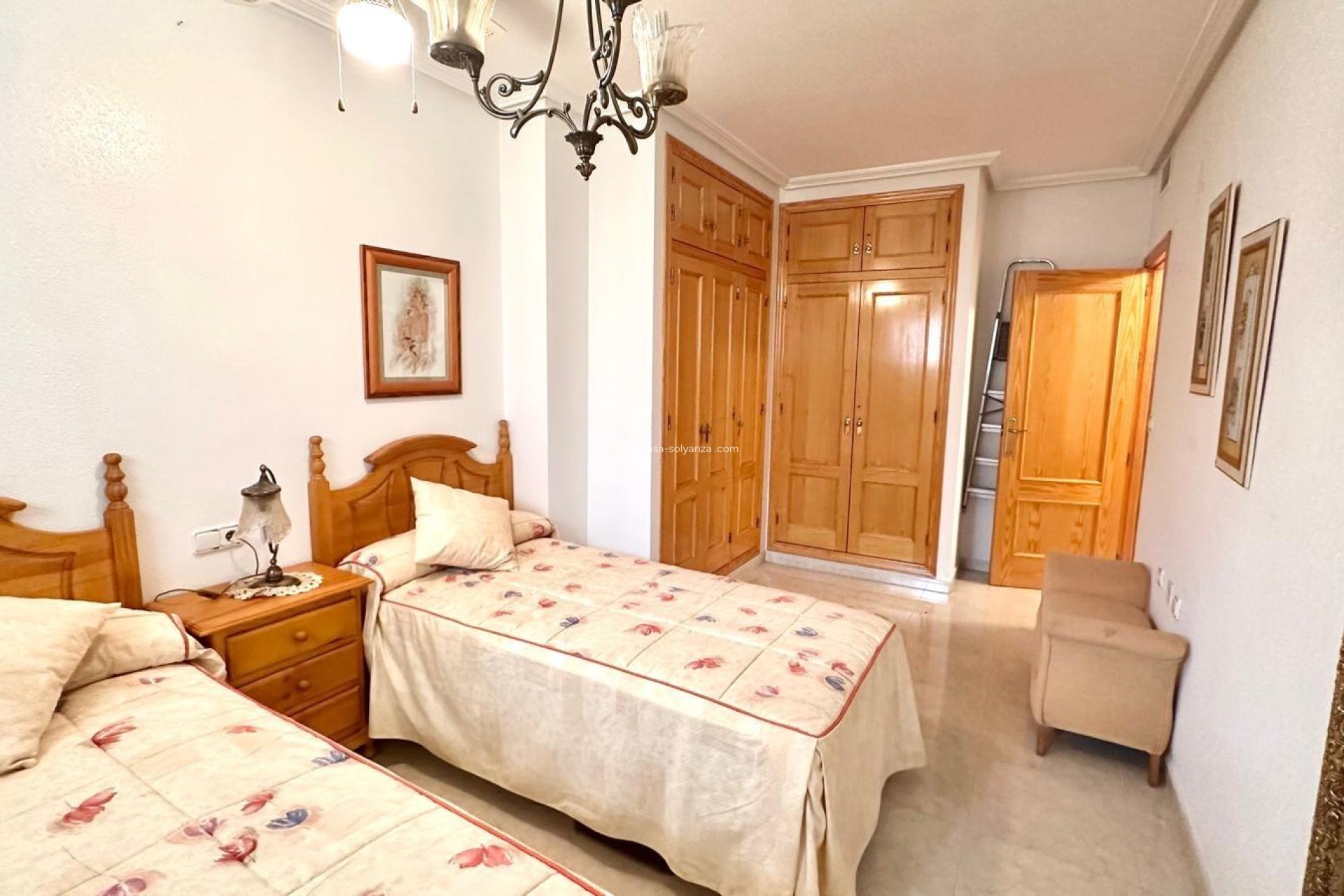 Resale - Apartment / flat - Torrevieja - Center