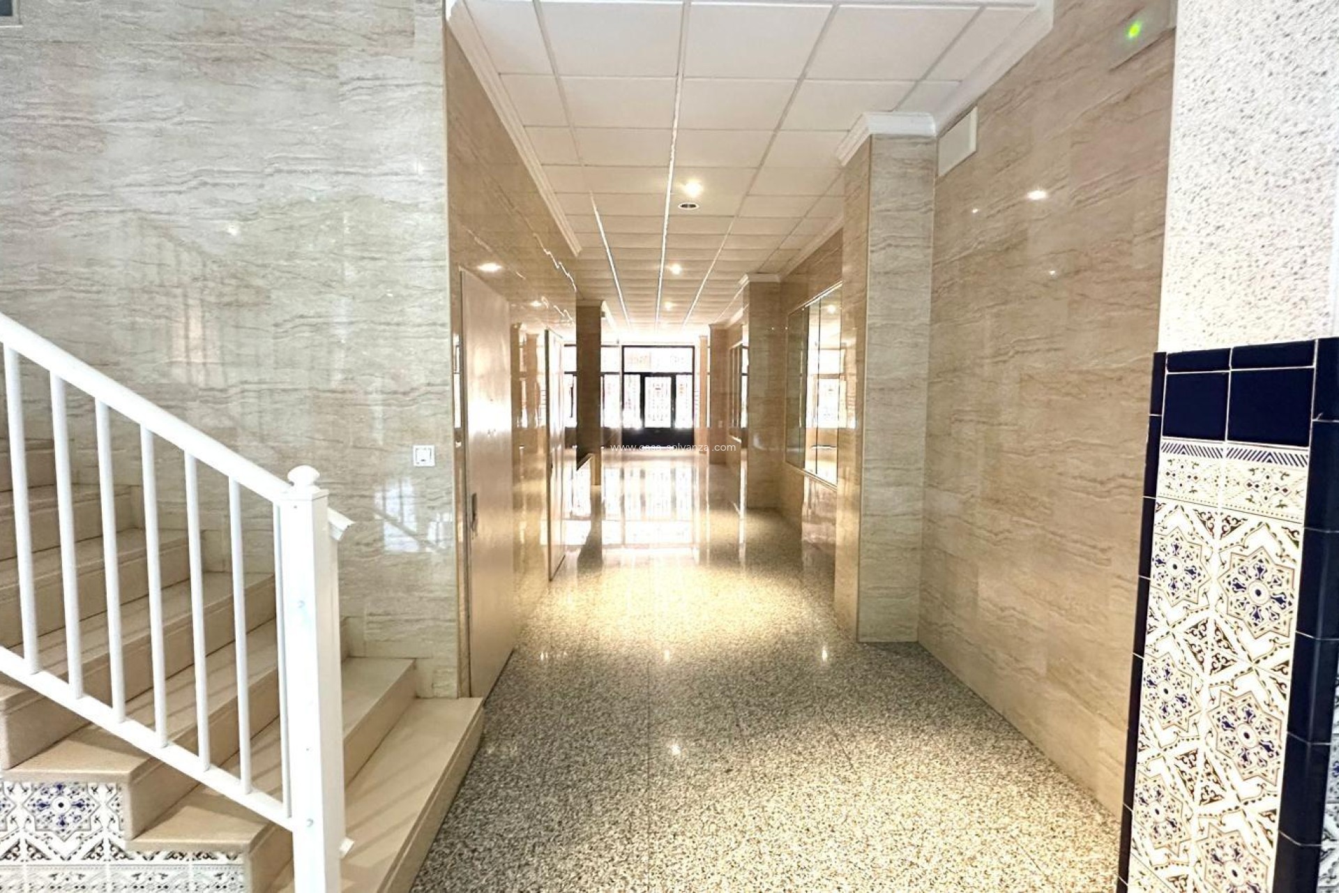 Resale - Apartment / flat - Torrevieja - Center