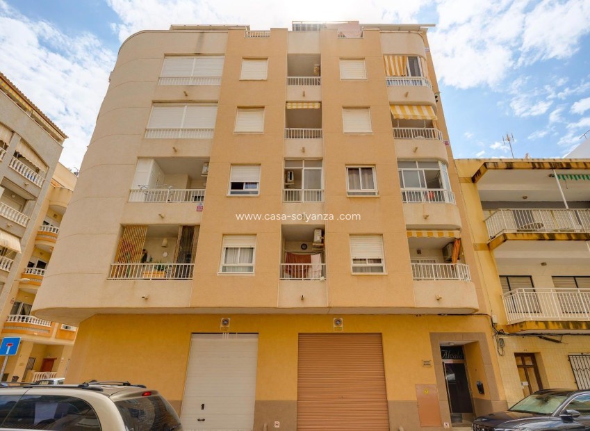 Resale - Apartment / flat - Torrevieja - Center