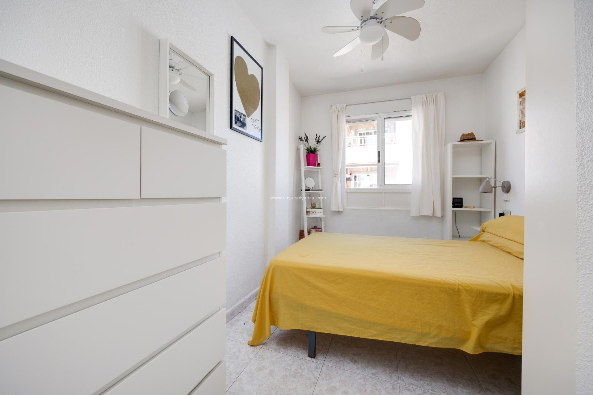 Resale - Apartment / flat - Torrevieja - Center