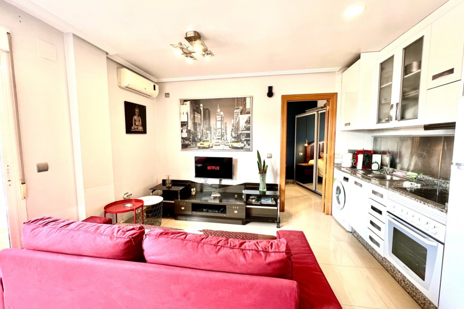 Resale - Apartment / flat - Torrevieja - Center