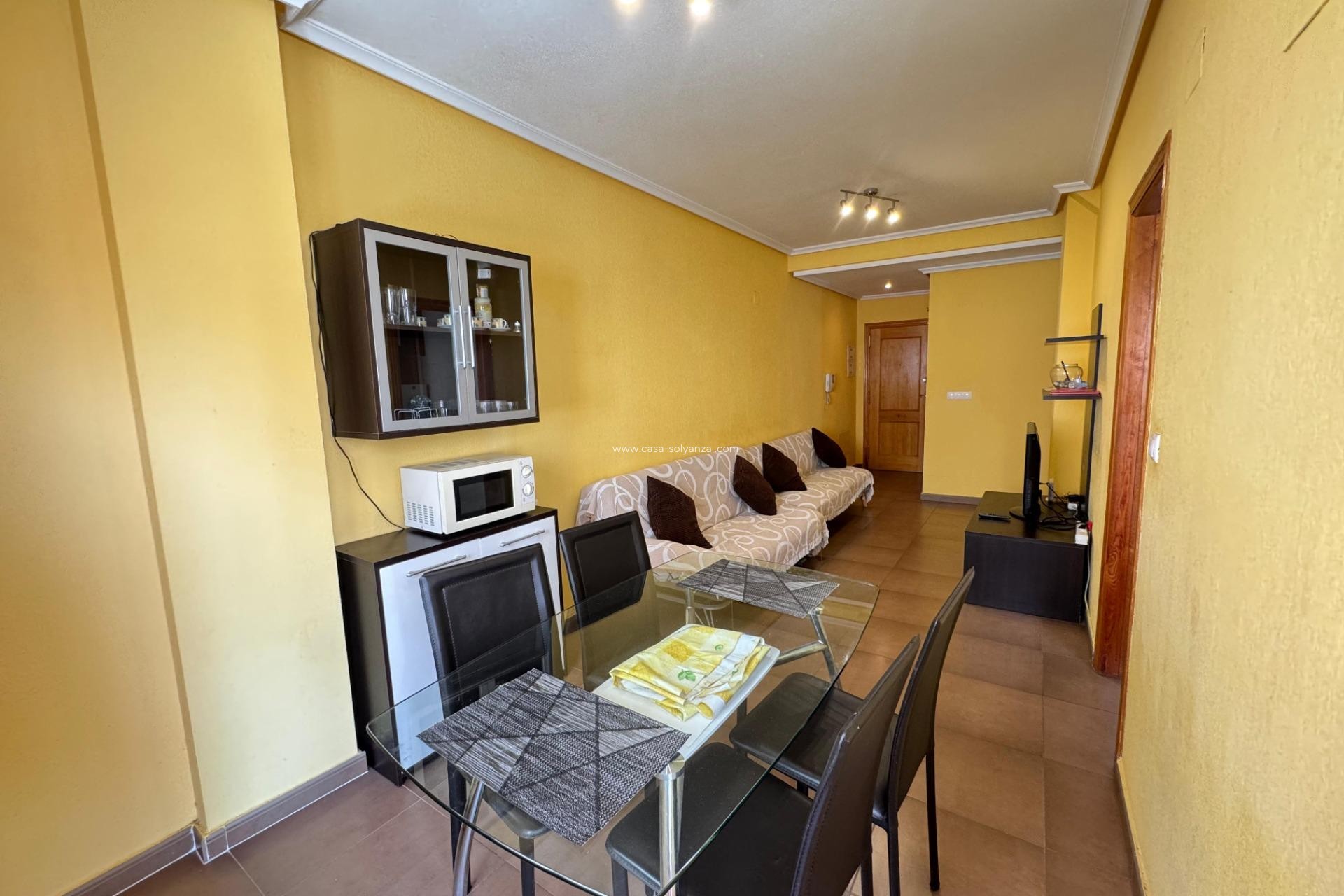 Resale - Apartment / flat - Torrevieja - Center