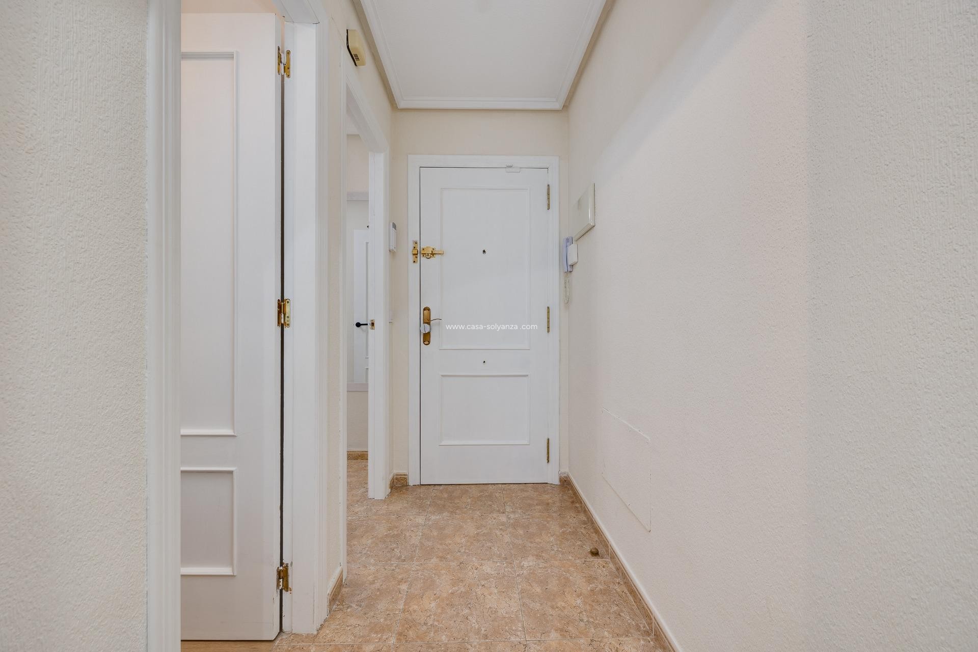 Resale - Apartment / flat - Torrevieja - Center