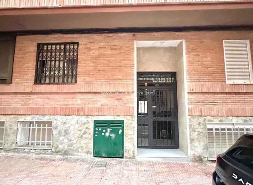 Resale - Apartment / flat - Torrevieja - Center