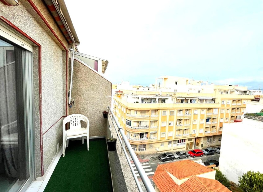 Resale - Apartment / flat - Torrevieja - Center