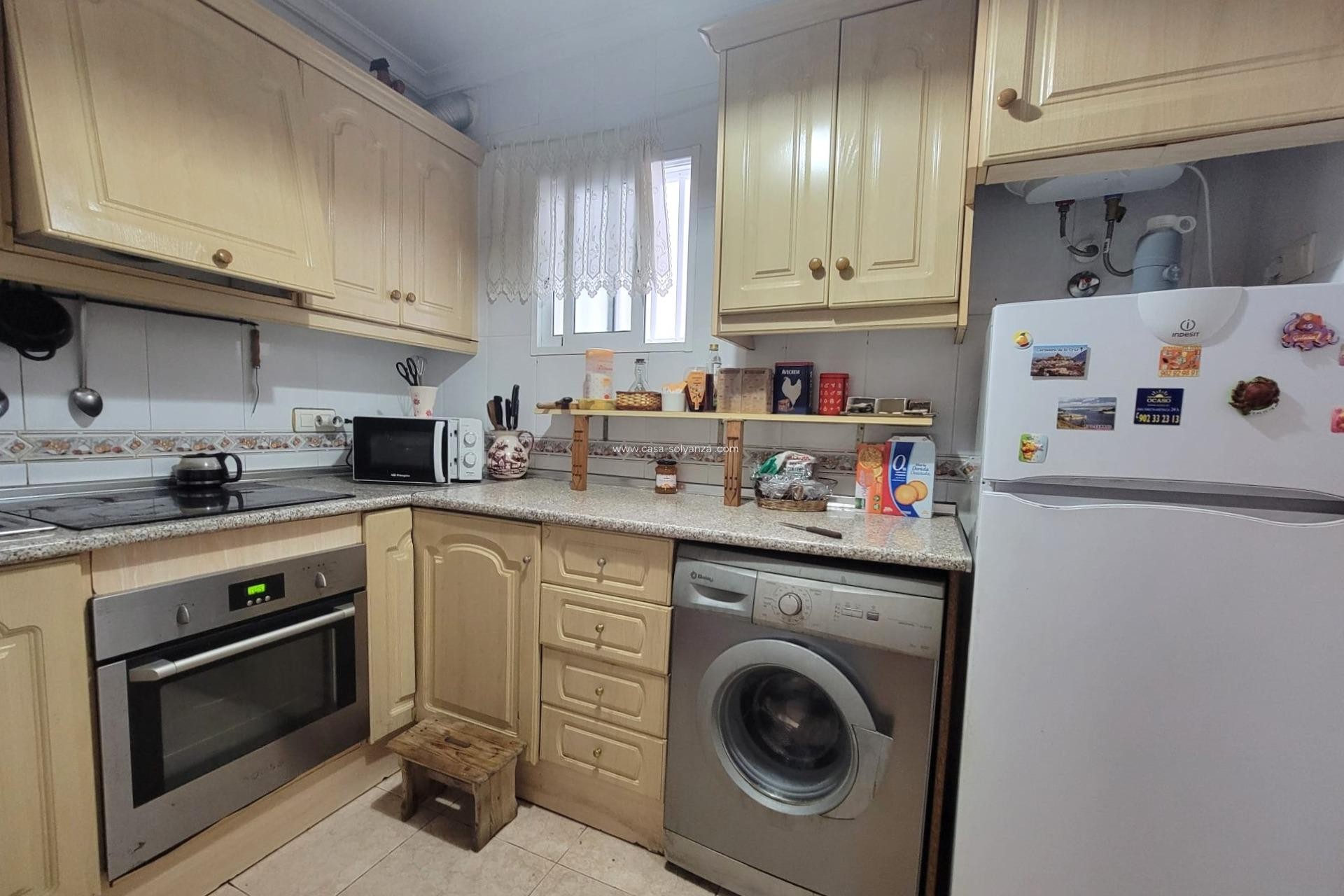 Resale - Apartment / flat - Torrevieja - Center