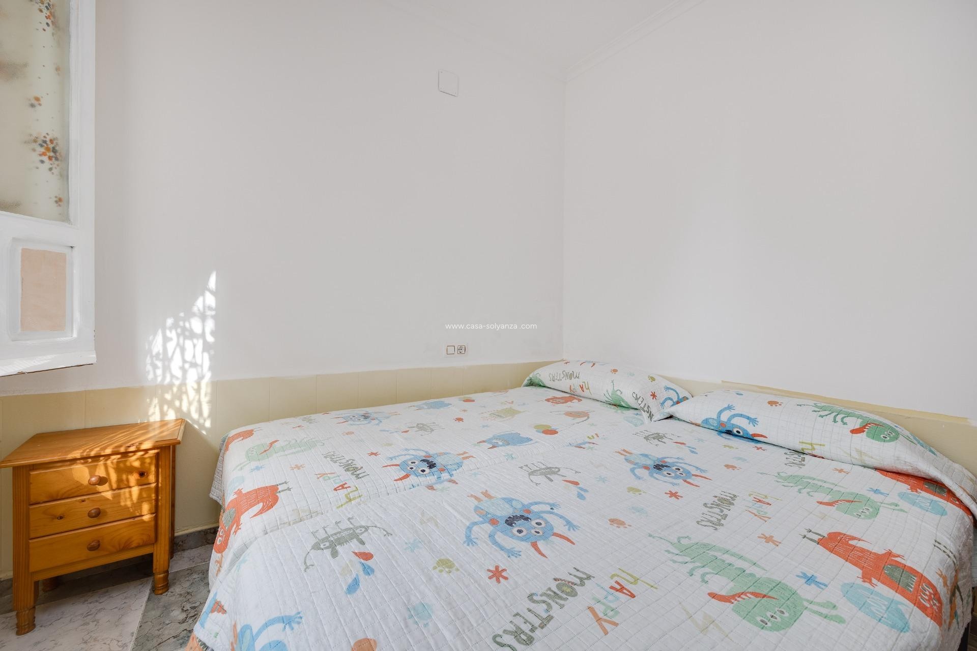 Resale - Apartment / flat - Torrevieja - Center