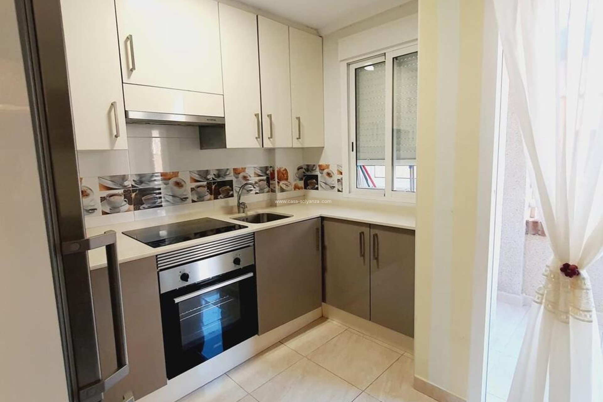 Resale - Apartment / flat - Torrevieja - Center