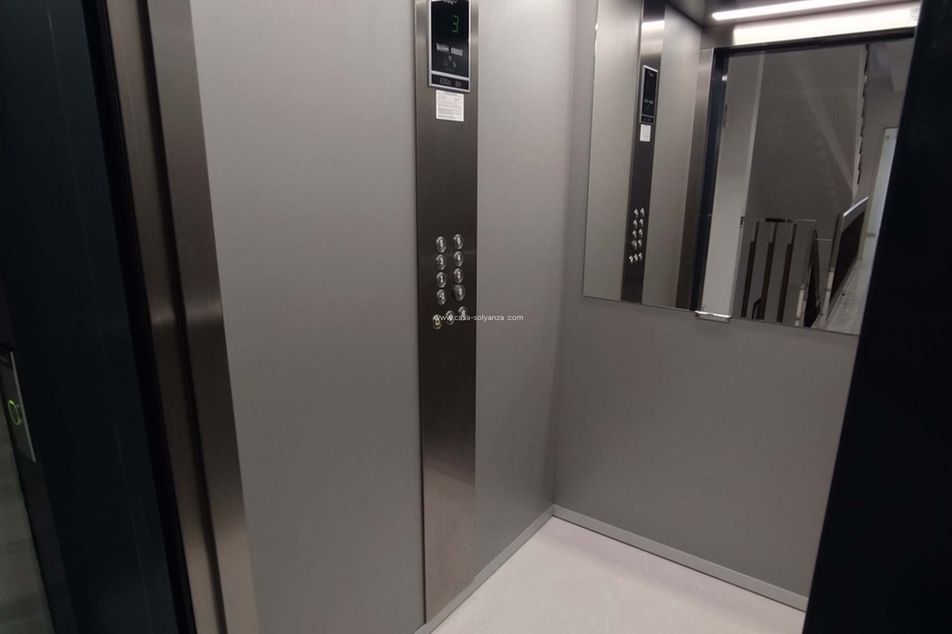 Resale - Apartment / flat - Torrevieja - Center