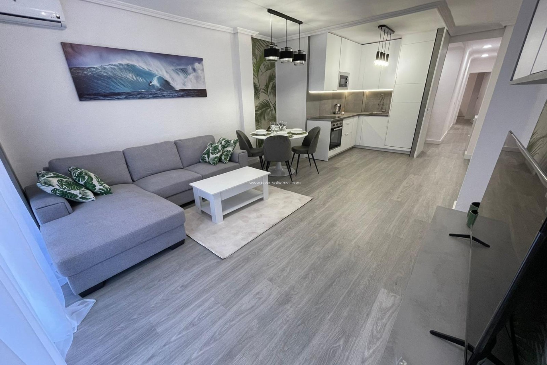 Resale - Apartment / flat - Torrevieja - Center