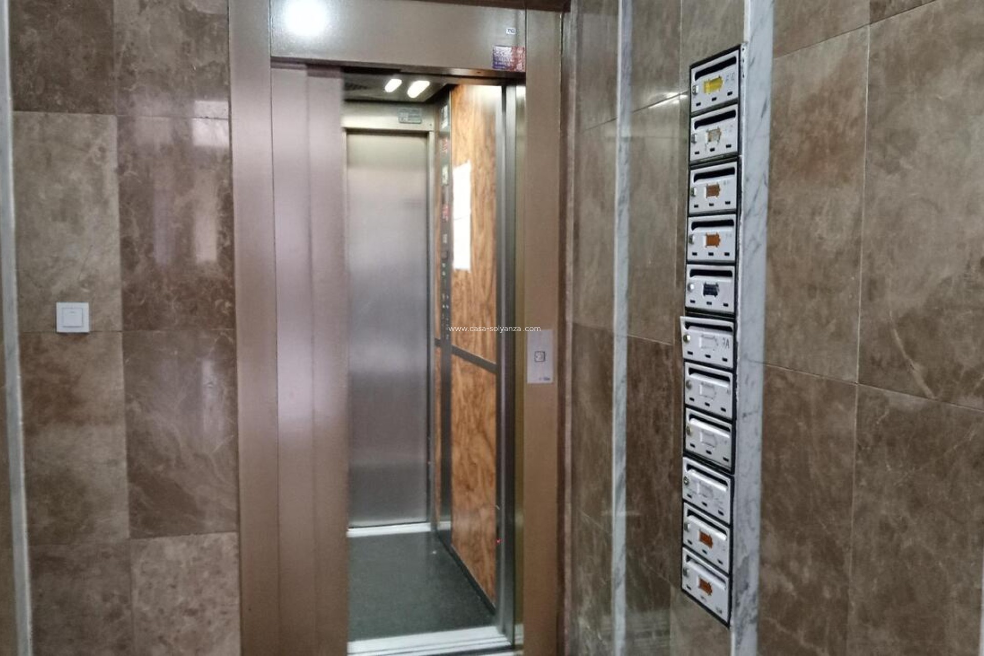 Resale - Apartment / flat - Torrevieja - Center