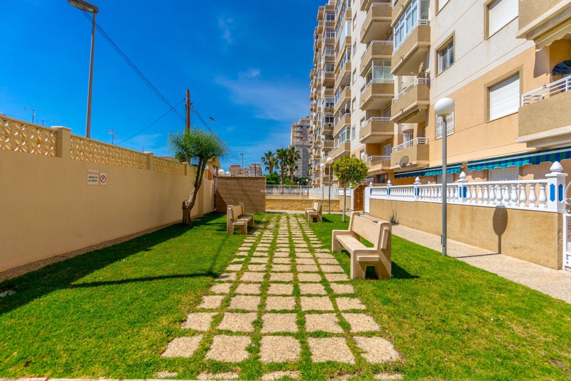 Resale - Apartment / flat - Torrevieja - Center