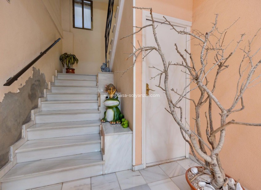 Resale - Apartment / flat - Torrevieja - Center