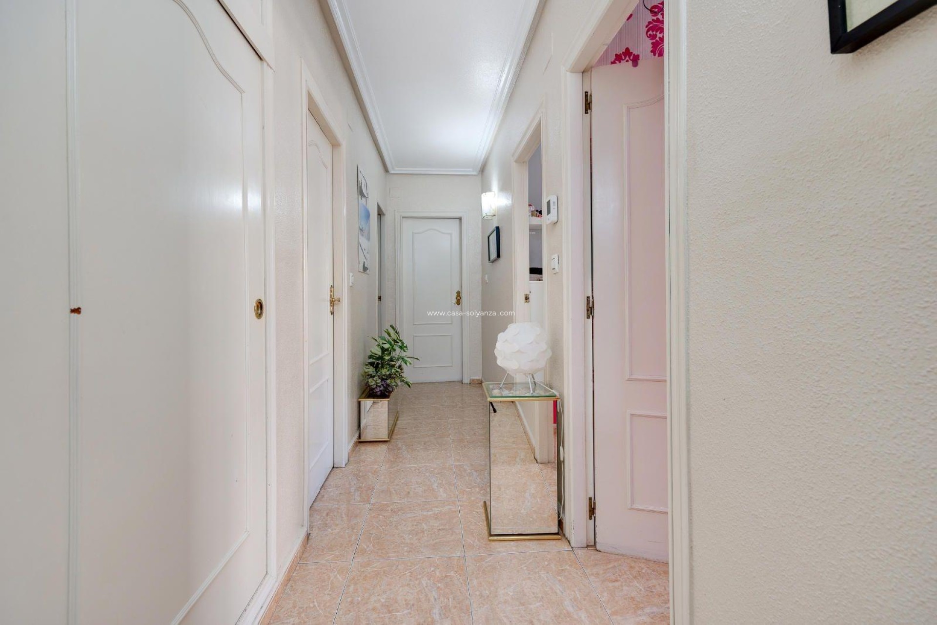 Resale - Apartment / flat - Torrevieja - Center