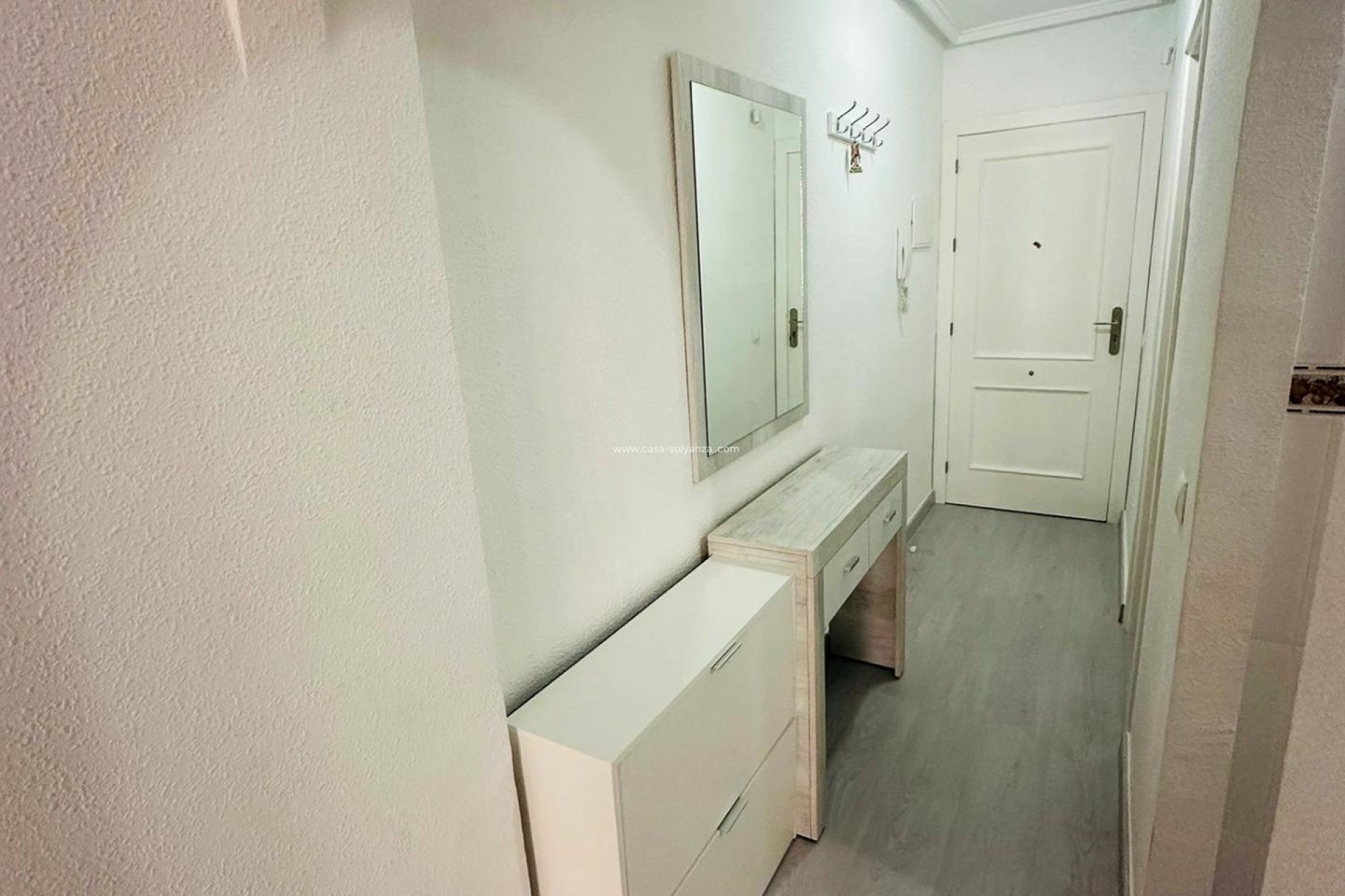 Resale - Apartment / flat - Torrevieja - Center