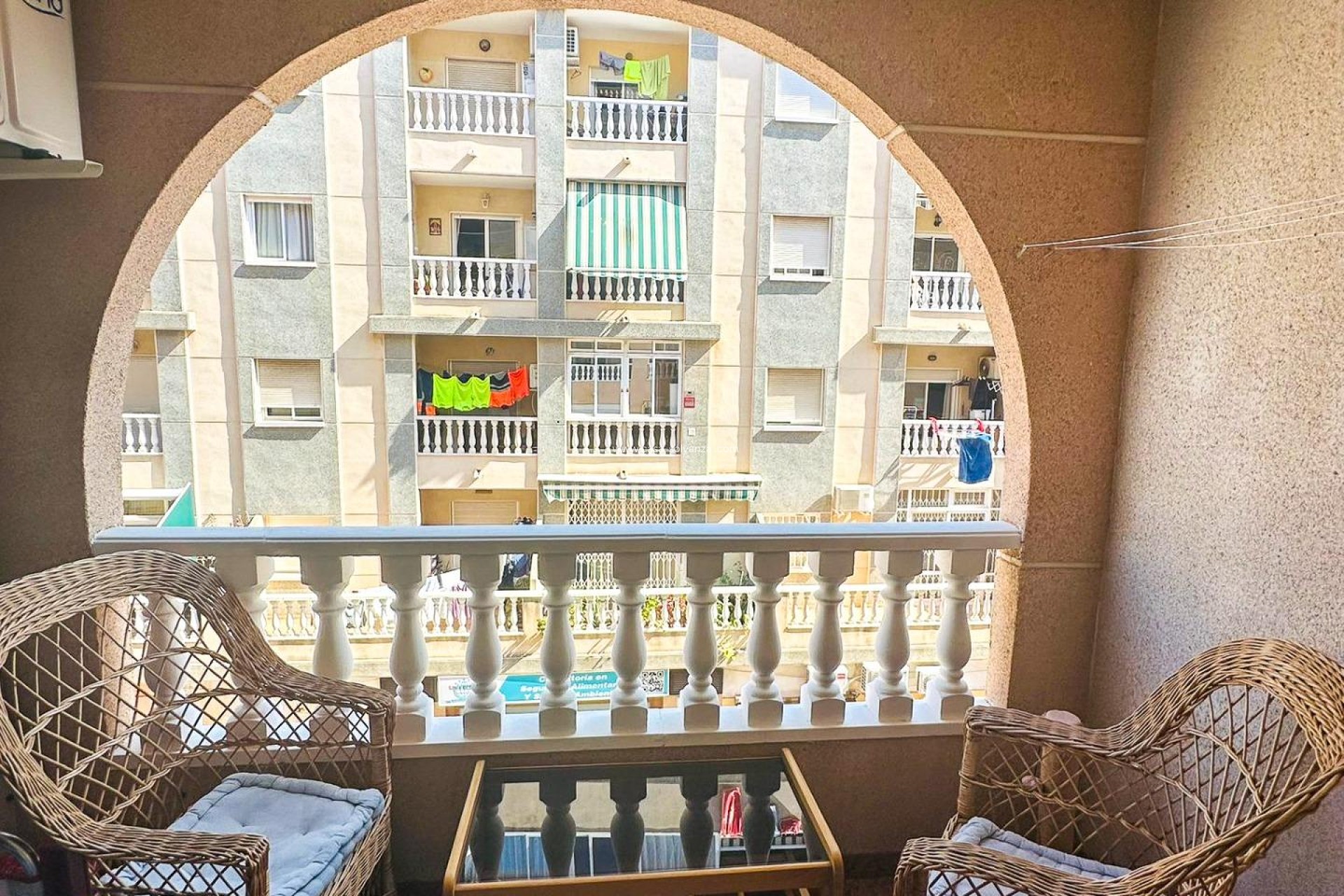 Resale - Apartment / flat - Torrevieja - Center