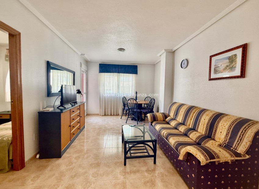 Resale - Apartment / flat - Torrevieja - Center