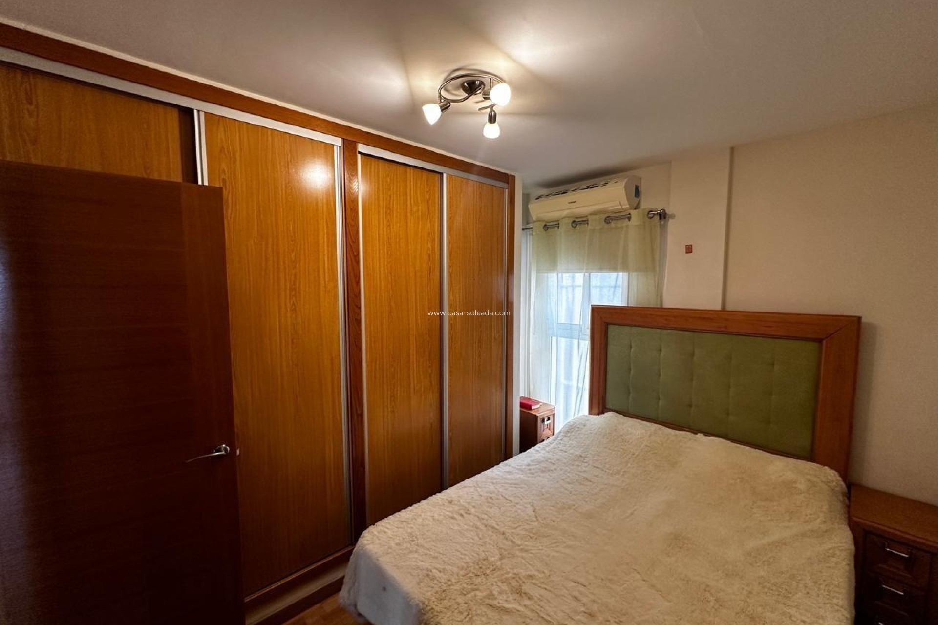 Resale - Apartment / flat - Torrevieja - Center