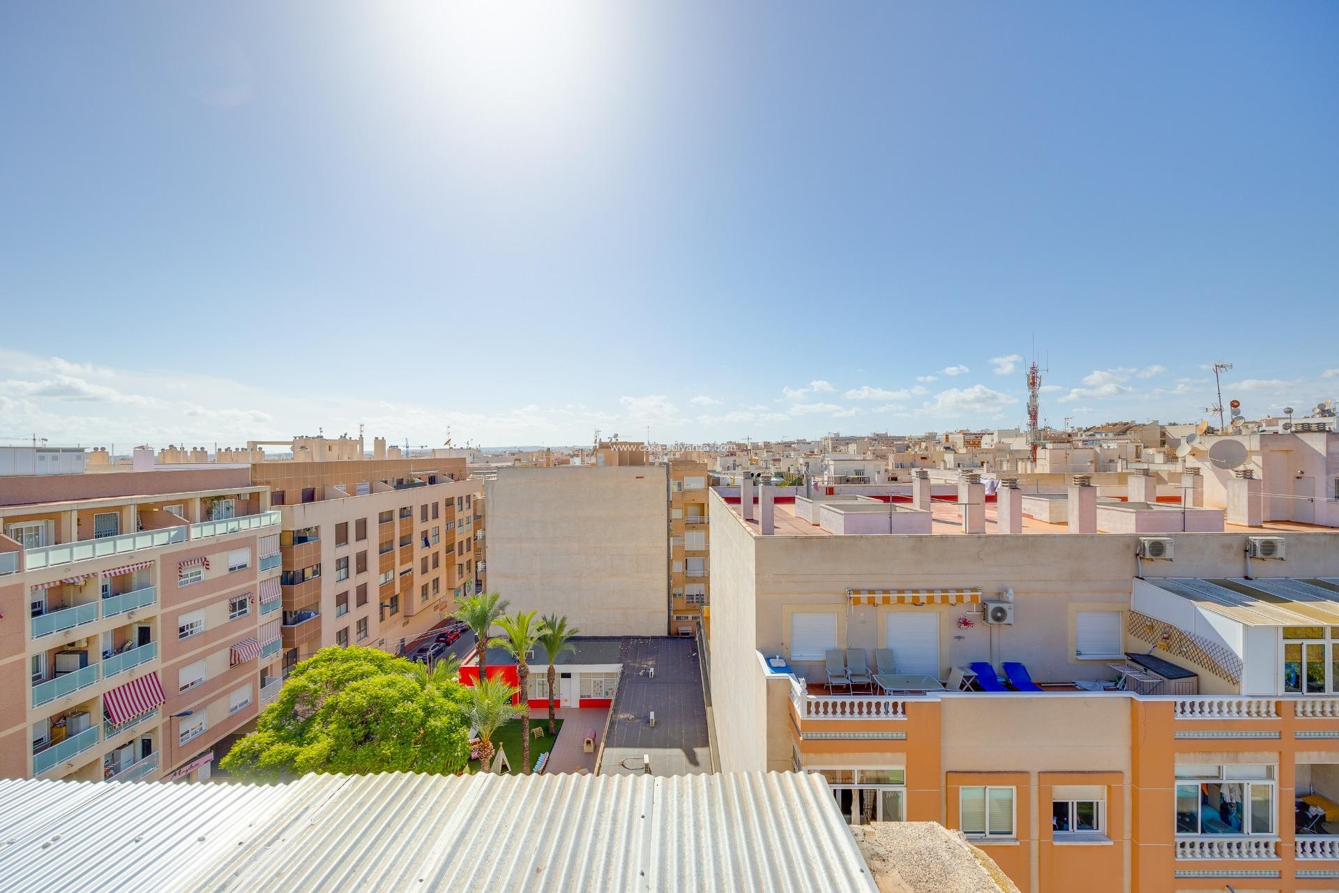 Resale - Apartment / flat - Torrevieja - Center