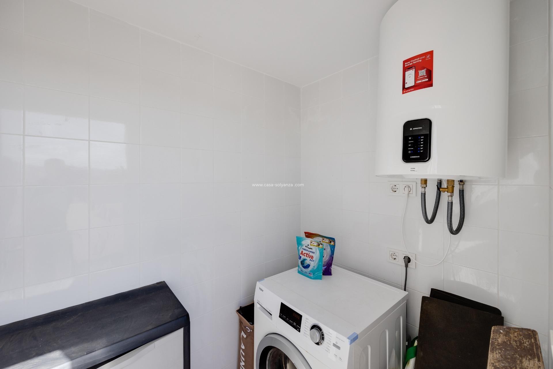 Resale - Apartment / flat - Torrevieja - Center