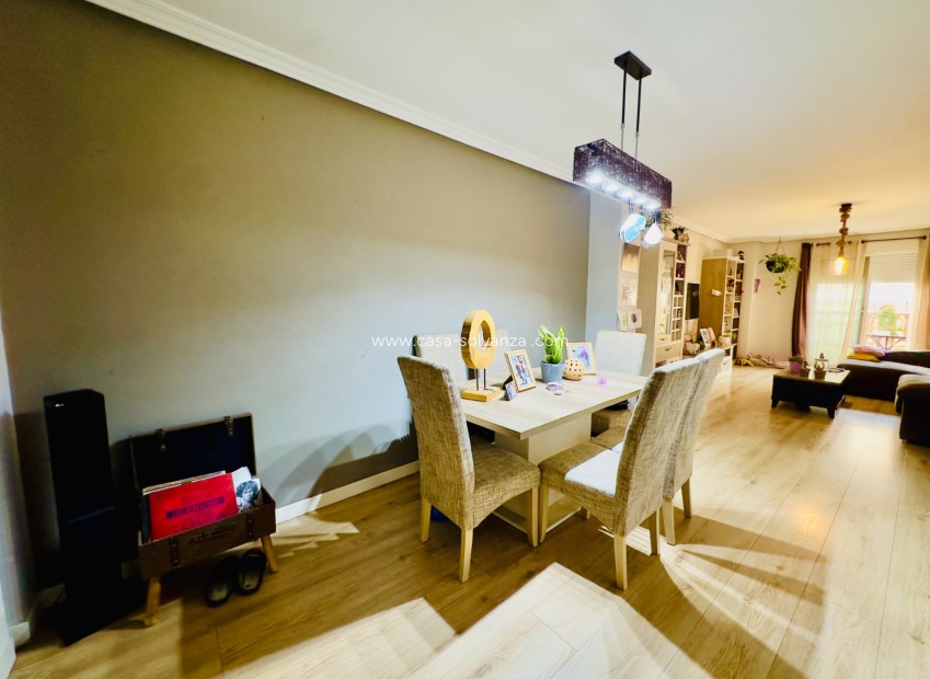 Resale - Apartment / flat - Torrevieja - CENTER