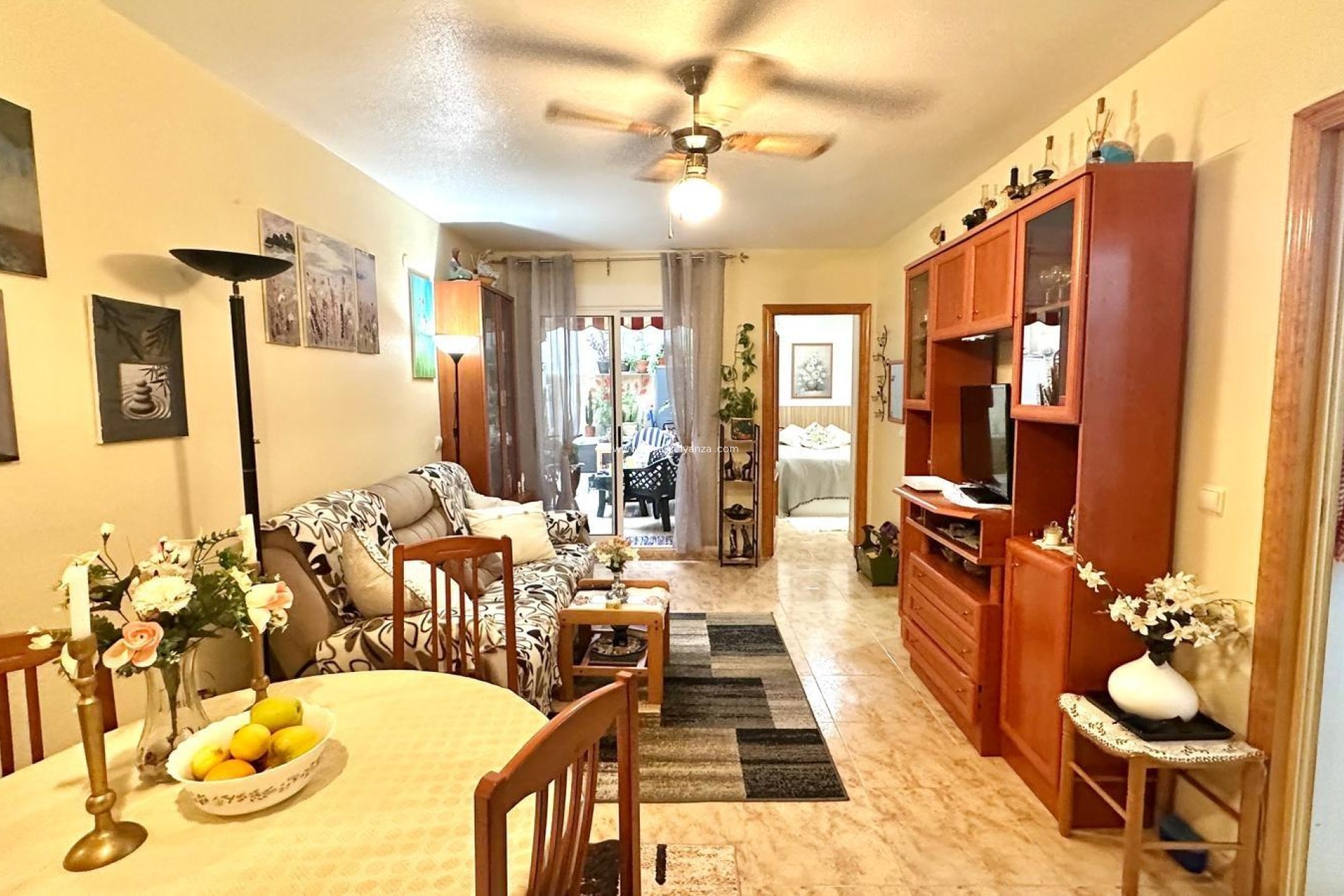 Resale - Apartment / flat - Torrevieja - Center