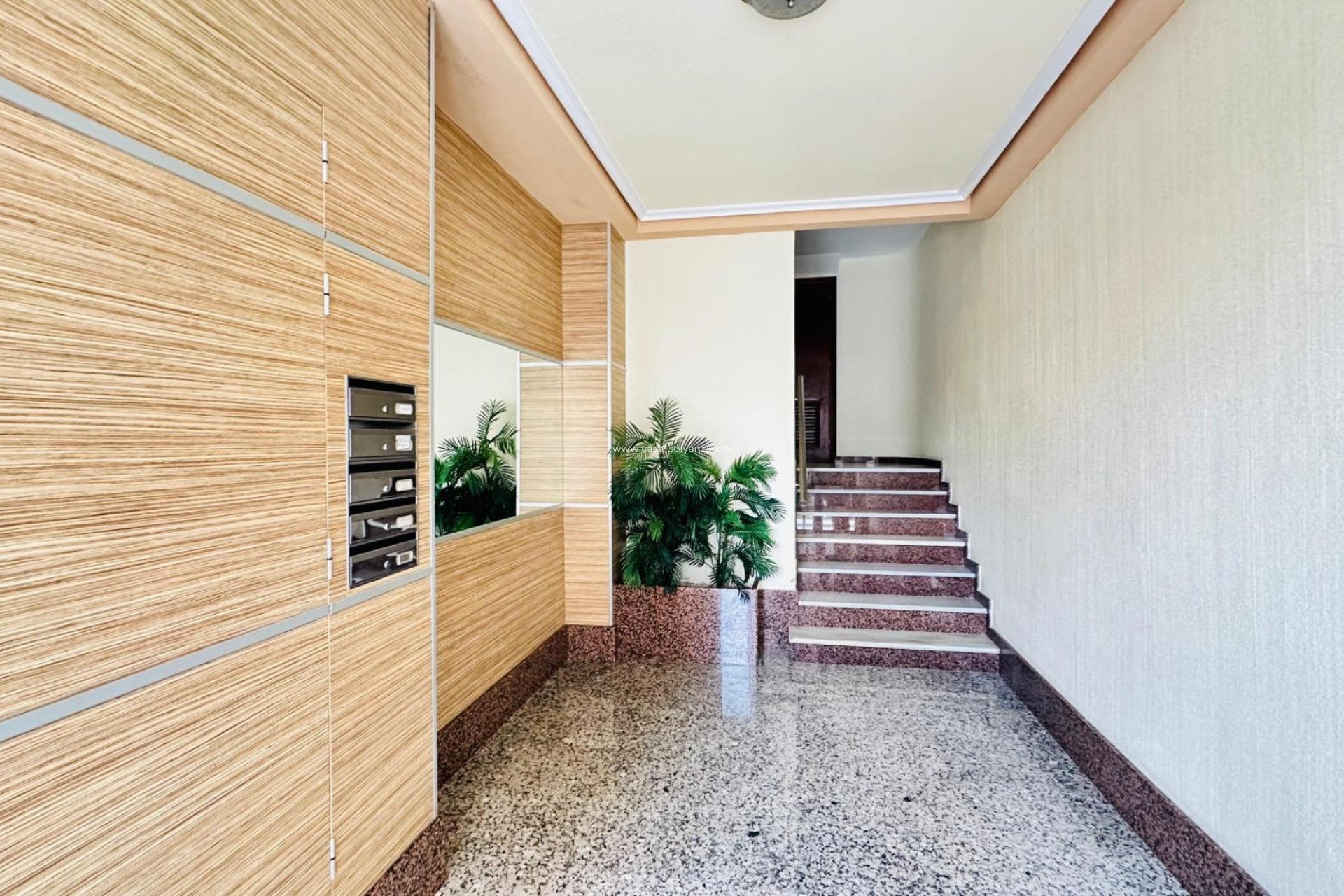 Resale - Apartment / flat - Torrevieja - Center