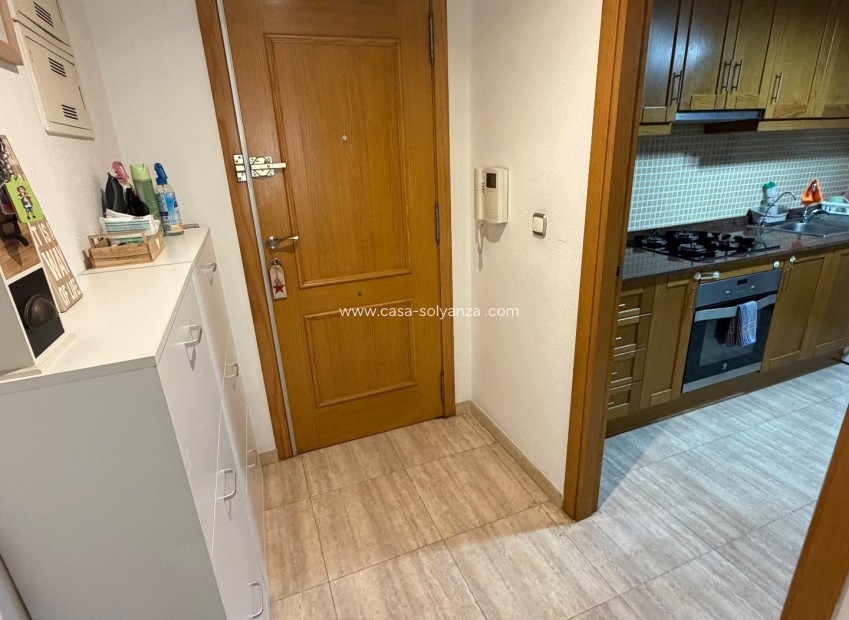 Resale - Apartment / flat - Torrevieja - Center